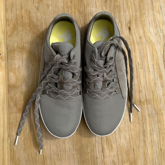 Sorel Out 'N About Plus Lace Waterproof Shoes Size 8 Pristine - Picture 2 of 5